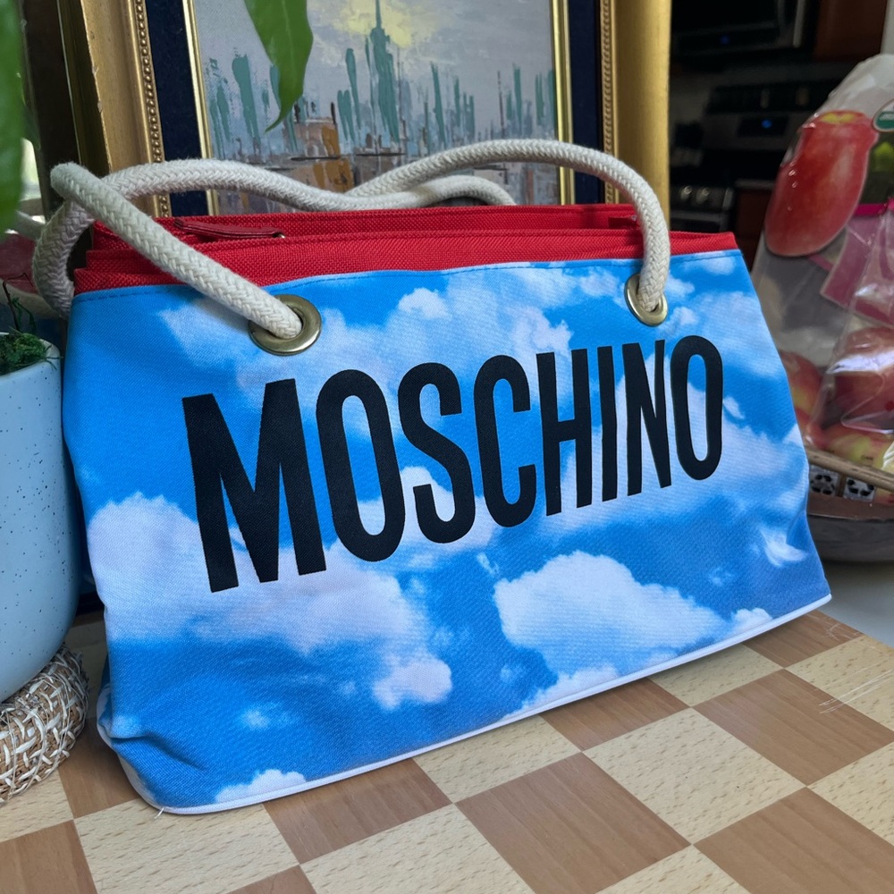 Moschino 1990s vintage small tote. Cloud design. Excellent condition.